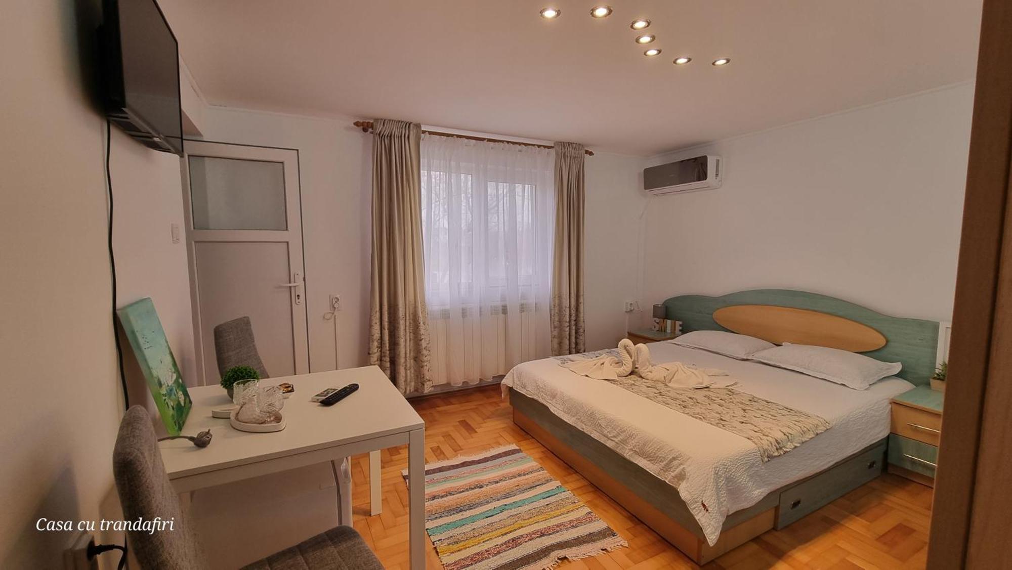 Casa Cu Trandafiri Murighiol Bagian luar foto